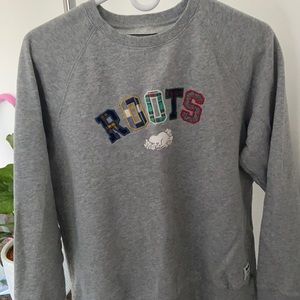 Roots Christmas sweatshirt